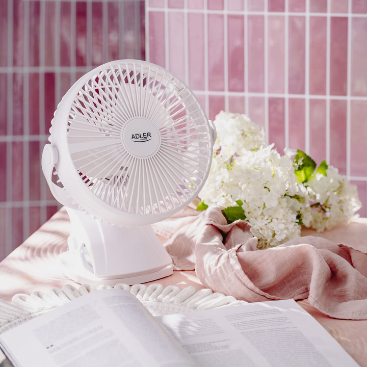 Asztali ventilátor klipszes rögzítéssel, akkumulátoros, 15,5 cm, 360°-ban forgatható, USB-C, Adler