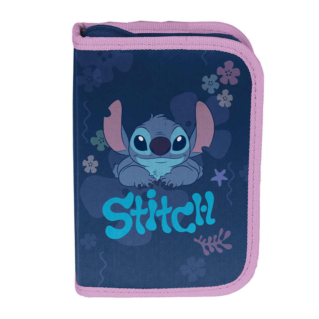 Stitch Paso iskolai szett, kétrekeszes hátizsák, fényvisszaverő elemekkel és merevített háttámlával, tolltartó tartalmatlanul, tolltartó-rögzítőkkel, hátra akasztható cipőzsák, DS26XX