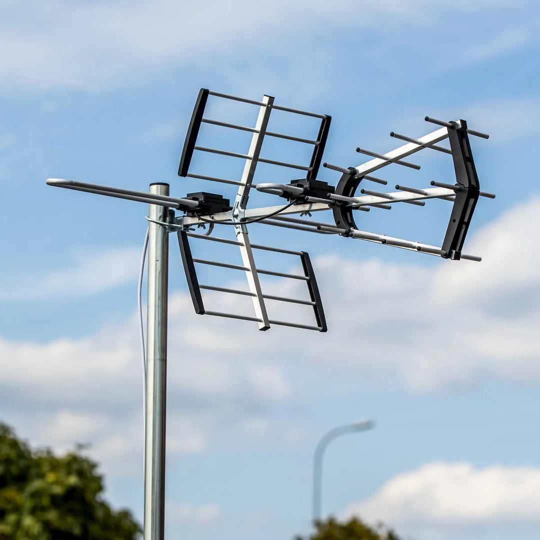 VA900 COMBO DVB-T/T2 irányított antenna LTE-szűrővel, alumíniumból, Vayox
