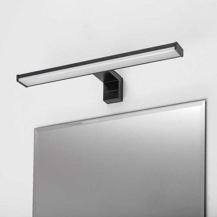 Fürdőszobai falilámpa, Seyra, LED 8 W, 4000 K, 650 lm, hossz: 40 cm, fekete, IP44, 75112