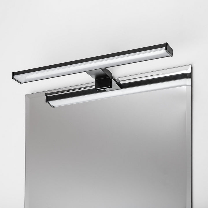 Fürdőszobai falilámpa, Seyra, LED 8 W, 4000 K, 650 lm, hossz: 40 cm, fekete, IP44, 75112